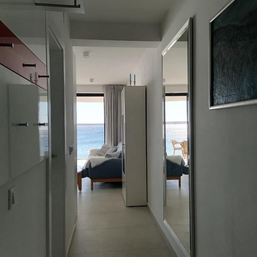 Bella Mare Apartment Mandre Bagian luar foto